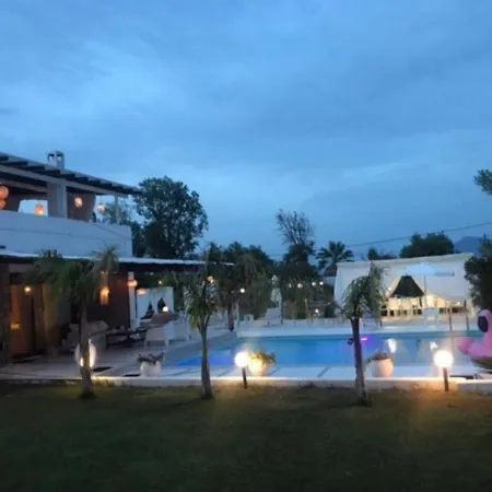 White Diamond With Private Pool וילה *