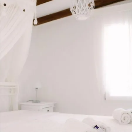 Vila White Diamond With Private Pool Kamena Vourla