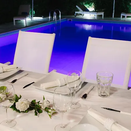 Vila White Diamond With Private Pool Kamena Vourla